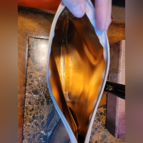 Dior beauty bag NIB - Picture 2 of 5